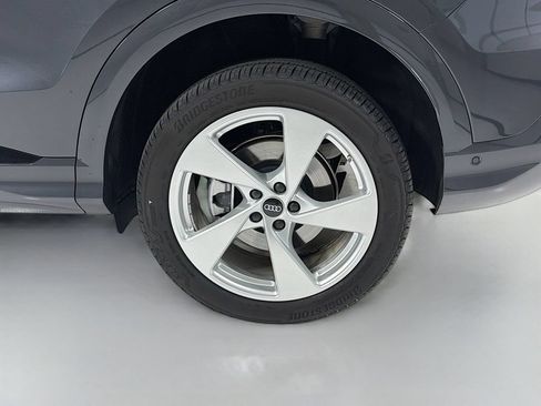 Used 2025 Audi Q5 Premium Plus w/ Premium Plus AWD/4WD image 33