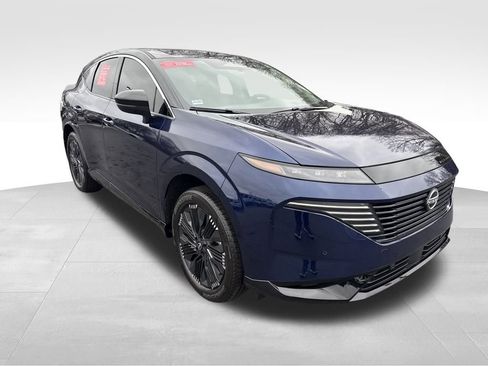 Used 2025 Nissan Murano Platinum w/ Cargo Package image 8