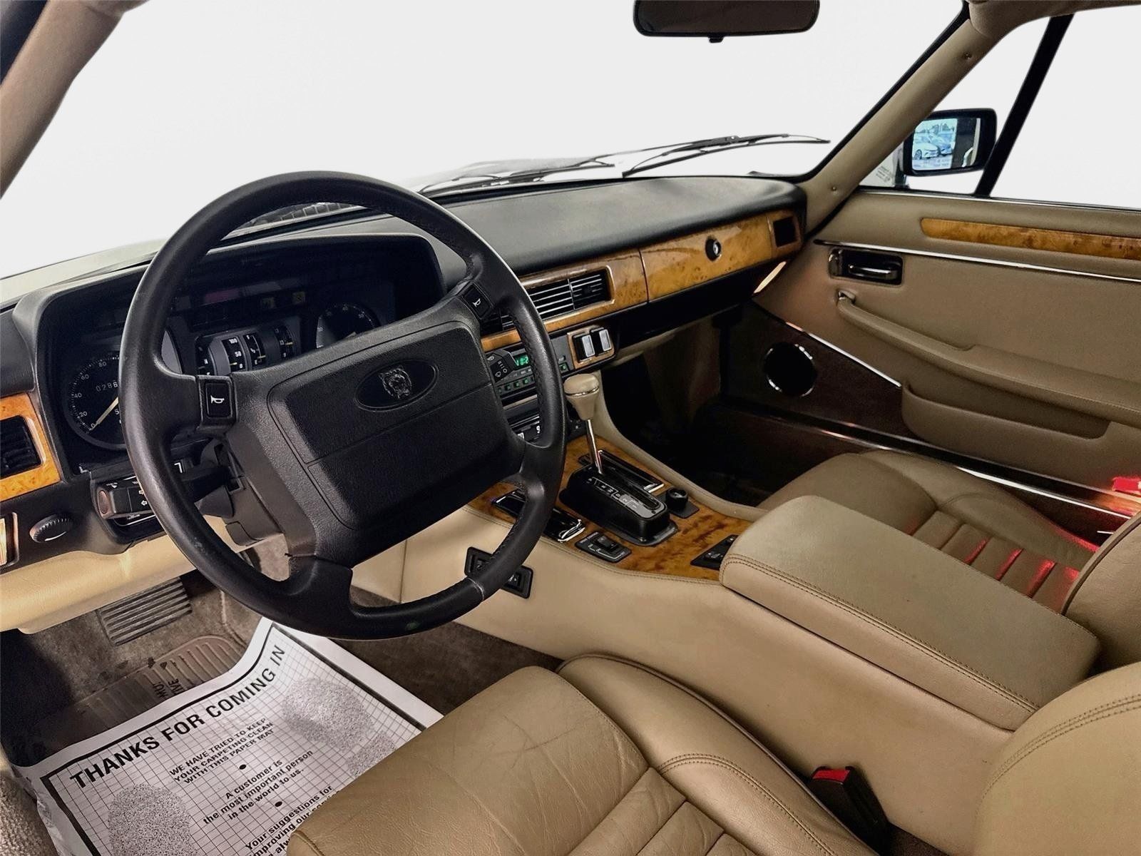 Used 1991 Jaguar XJS V12 Coupe RWD image 9
