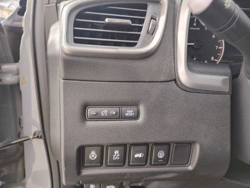 Used 2022 Nissan Murano Platinum w/ Cargo Package image 17