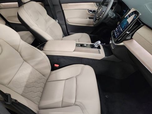 New 2026 Volvo XC90 B5 Plus w/ Protection Package Premier image 3
