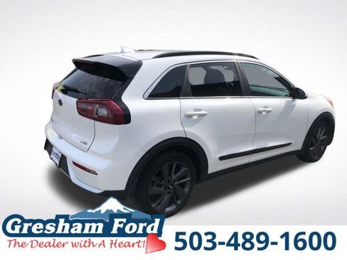 Used 2017 Kia Niro FWD image 9