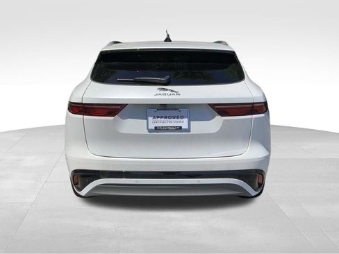 Used 2025 Jaguar F-PACE R-Dynamic S image 7