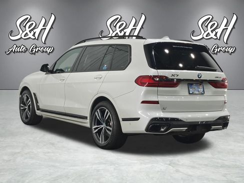 Used 2022 BMW X7 xDrive40i w/ M Sport Package AWD/4WD image 21