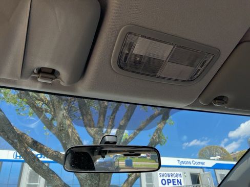 Used 2011 Honda Fit Sport image 14