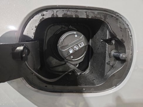 Used 2026 Kia K5 GT-Line image 30