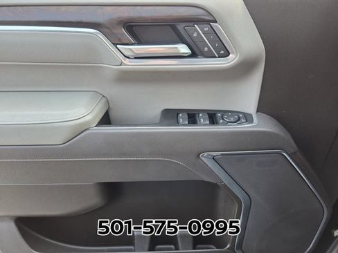 Used 2025 GMC Sierra 1500 SLT RWD image 29