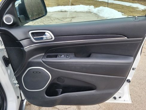 Used 2018 Jeep Grand Cherokee Summit image 28