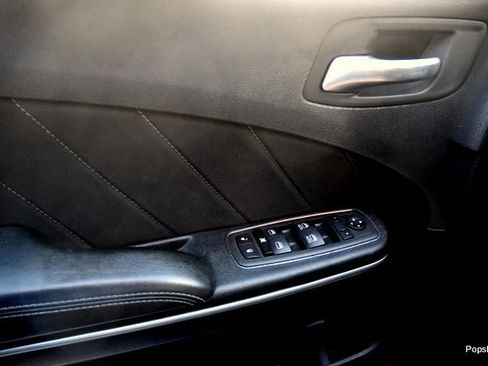 Used 2023 Dodge Charger SXT image 7