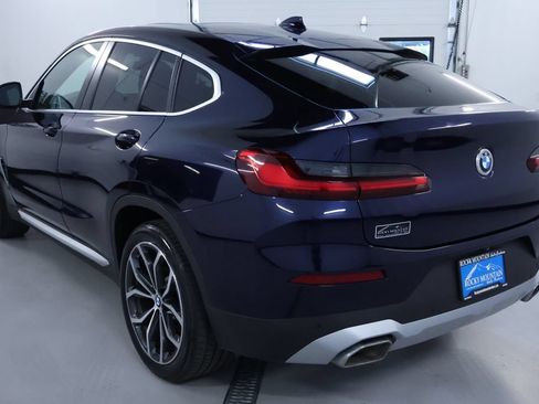 Used 2022 BMW X4 xDrive30i AWD/4WD image 5