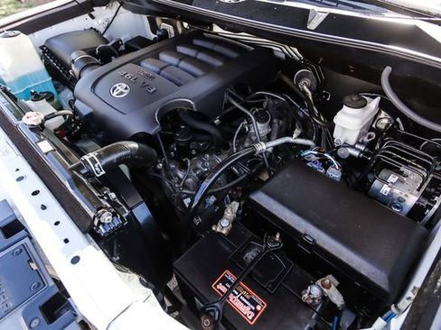 Used 2018 Toyota Tundra SR5 AWD/4WD image 67