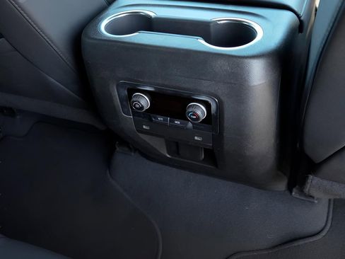 Used 2024 Chevrolet Tahoe LT image 26