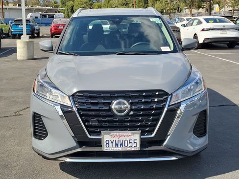 Used 2021 Nissan Kicks SV FWD image 32