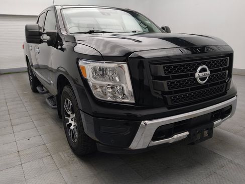 Used 2021 Nissan Titan SV w/ SV Convenience Package AWD/4WD image 13