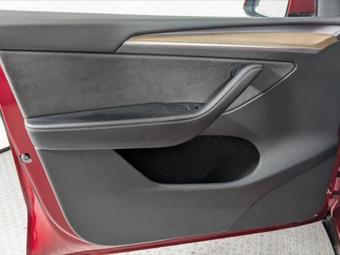 Used 2023 Tesla Model Y Long Range image 12