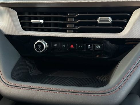 New 2026 Ford Explorer Active w/ Active Comfort Package image 41