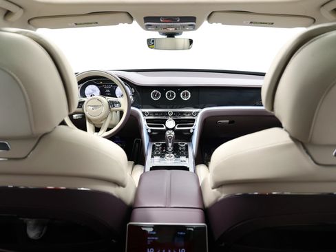 Used 2022 Bentley Flying Spur V8 AWD/4WD image 42
