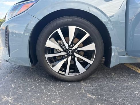 Used 2024 Nissan Sentra SV w/ SV Premium Package FWD image 32