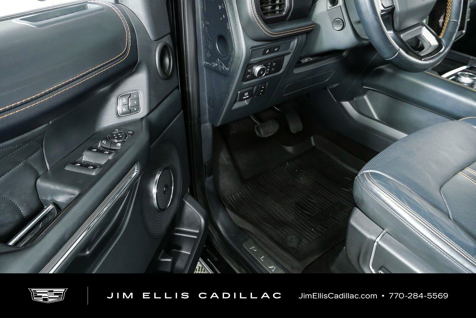 Used 2022 Ford Expedition Platinum RWD image 8
