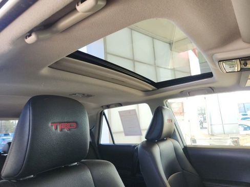 Certified 2021 Toyota 4Runner TRD Off-Road Premium image 28