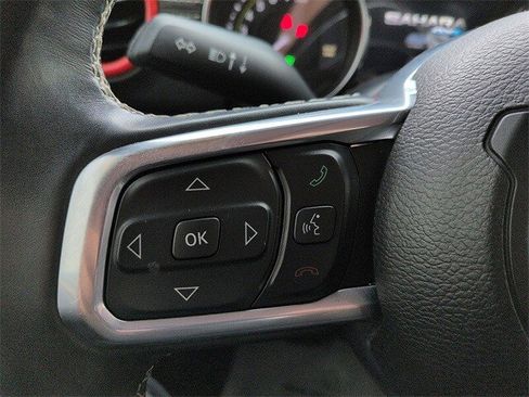 Used 2022 Jeep Wrangler Unlimited Sahara image 19