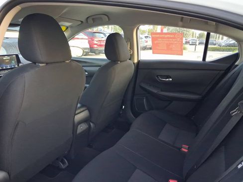 Used 2023 Nissan Sentra SV w/ All-Weather Package FWD image 9