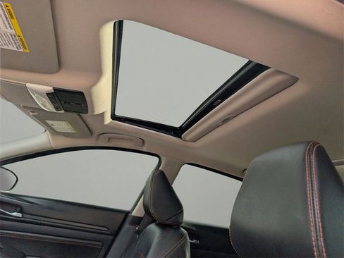 Used 2020 Nissan Altima 2.5 SR w/ Premium Package image 18