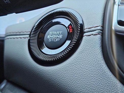 New 2026 Jeep Compass Limited image 13