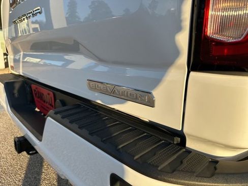 Used 2023 GMC Sierra 1500 Elevation w/ X31 Off-Road Package image 49