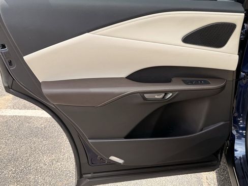 Used 2024 Lexus RX 350 FWD w/ Technology Package image 23