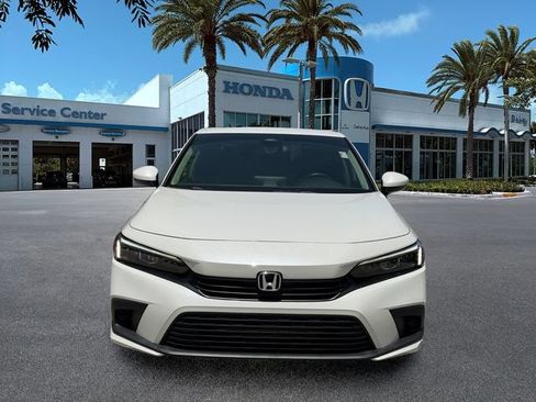 Certified 2024 Honda Civic EX image 3