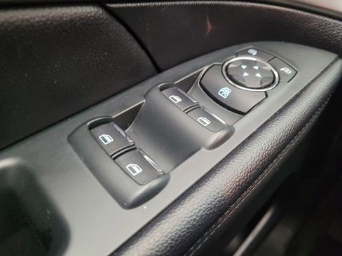 Used 2019 Ford Explorer XLT w/ Equipment Group 202A image 27