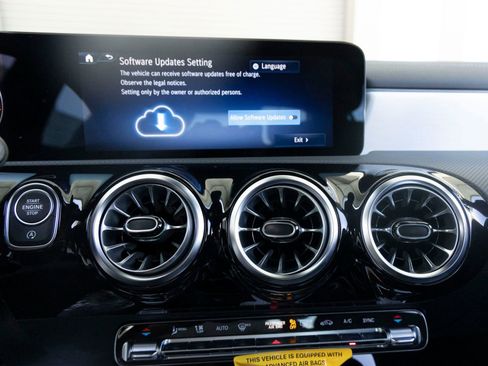 Used 2026 Mercedes-Benz CLA 250 4MATIC image 17