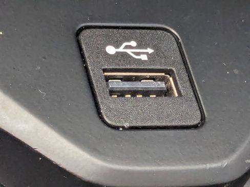 Used 2022 BMW X6 xDrive40i w/ Premium Package image 8