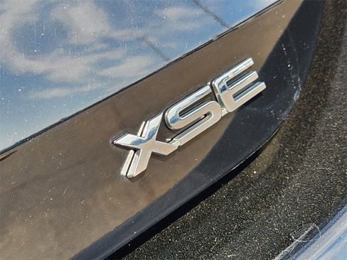 Used 2023 Toyota Highlander XSE image 13