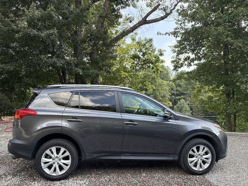 Used 2013 Toyota RAV4 Limited AWD/4WD image 4