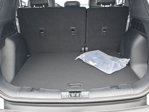 New 2025 Ford Escape SE w/ PHEV Premium Package image 17