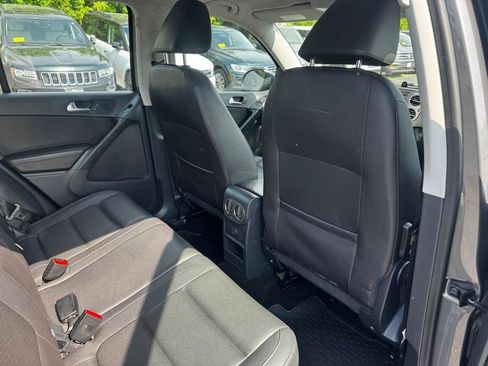 Used 2016 Volkswagen Tiguan S FWD image 15