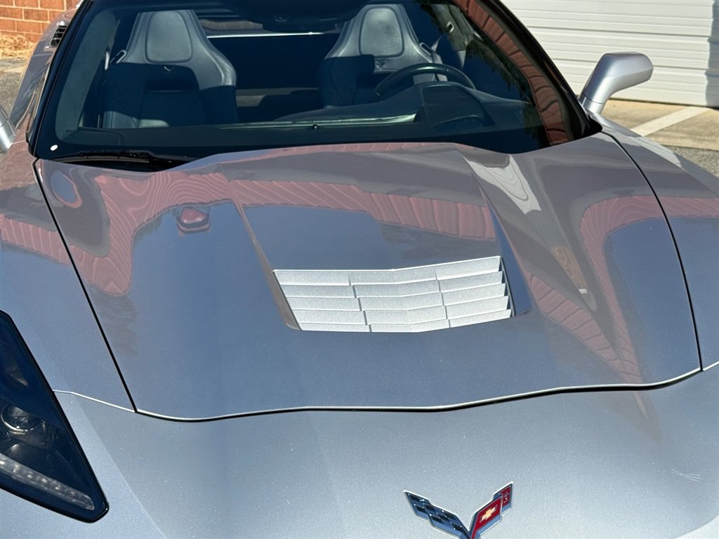 Used 2017 Chevrolet Corvette Stingray Coupe RWD image 17