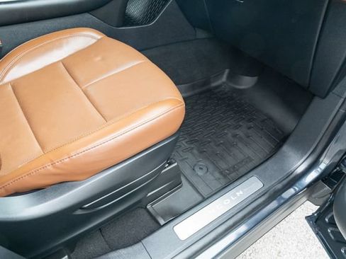 Used 2022 Lincoln Aviator Reserve w/ Elements Package Plus AWD/4WD image 48