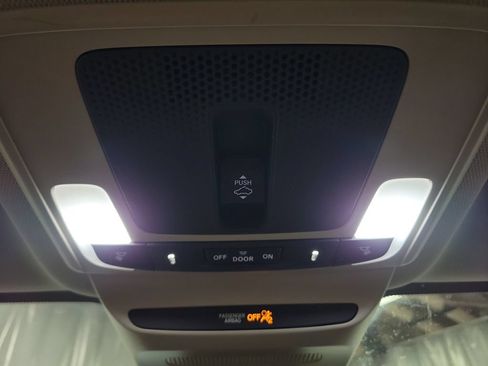 Used 2024 Honda HR-V EX-L image 22