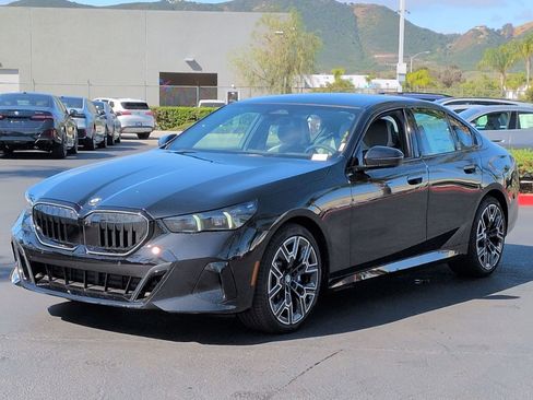 New 2026 BMW 530i w/ M Sport Package RWD image 5