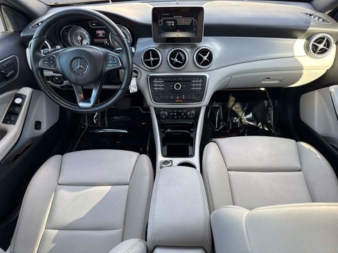 Used 2016 Mercedes-Benz GLA 250 image 17
