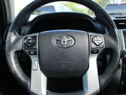 Used 2015 Toyota 4Runner 4WD image 22