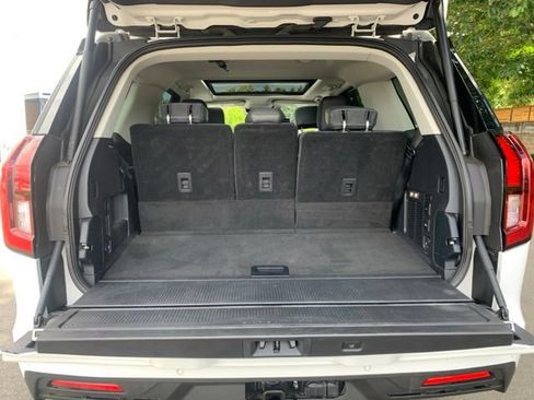 Certified 2025 Ford Expedition Active AWD/4WD image 6