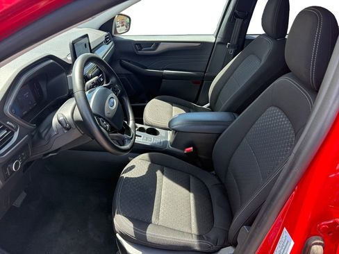 Used 2024 Ford Escape Active AWD/4WD image 10