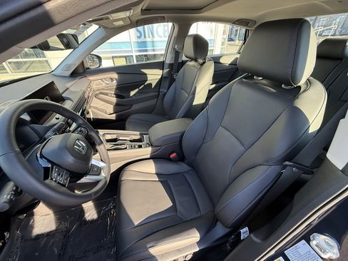 Certified 2025 Honda Accord Touring image 8