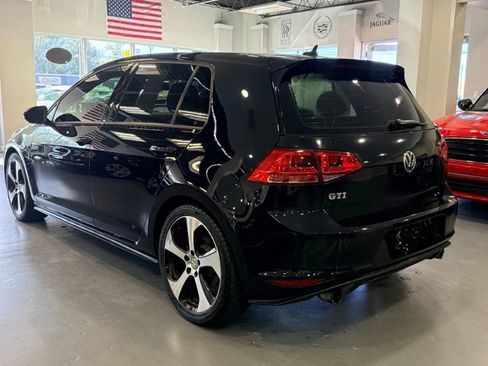 Used 2017 Volkswagen GTI S image 5