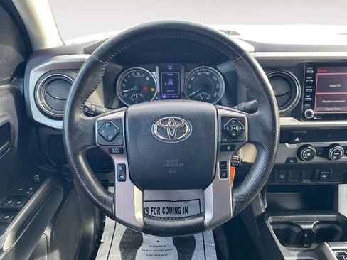 Used 2020 Toyota Tacoma SR5 image 12