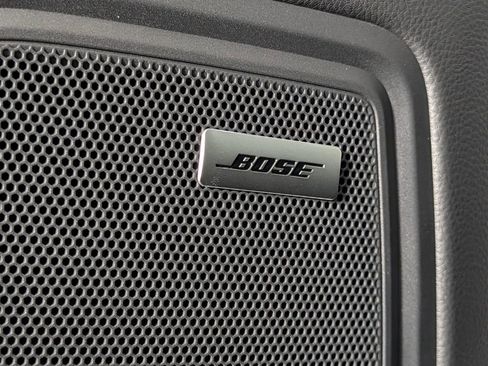 New 2026 Porsche Macan image 28